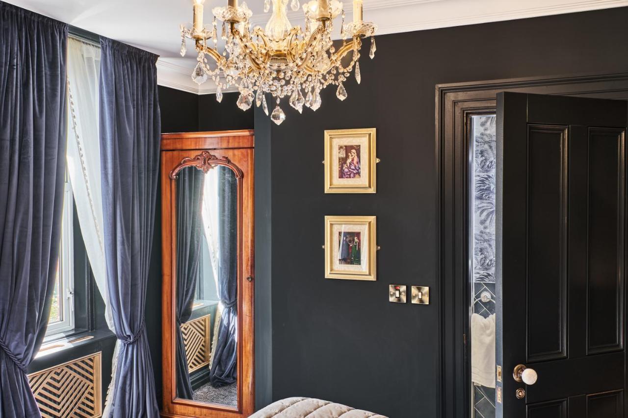 ロンドンデリー The Lawrence Bed & Breakfast エクステリア 写真