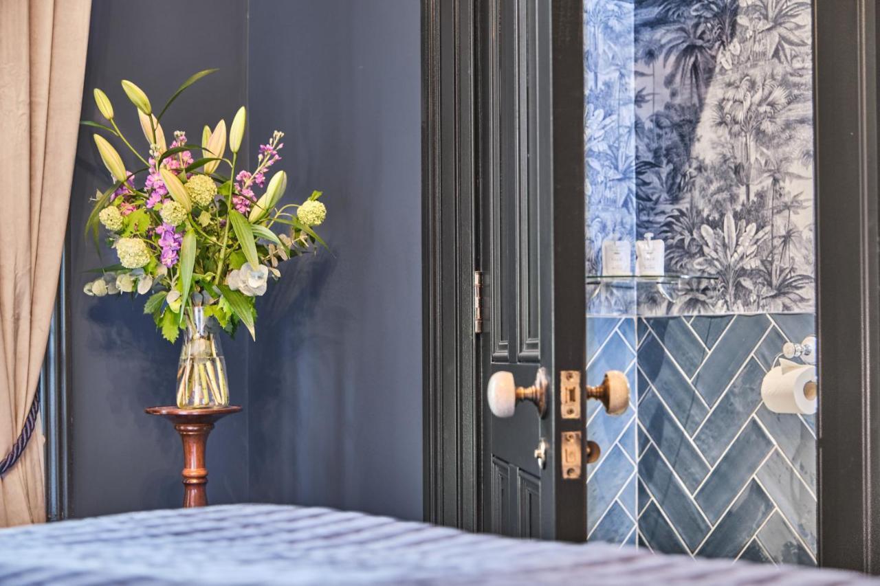 ロンドンデリー The Lawrence Bed & Breakfast エクステリア 写真