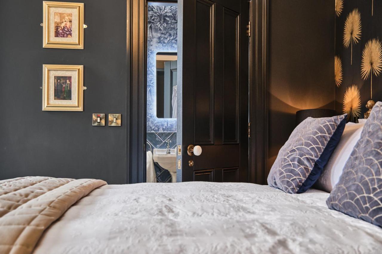 ロンドンデリー The Lawrence Bed & Breakfast エクステリア 写真