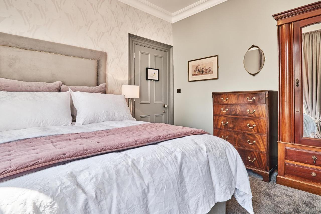 ロンドンデリー The Lawrence Bed & Breakfast エクステリア 写真